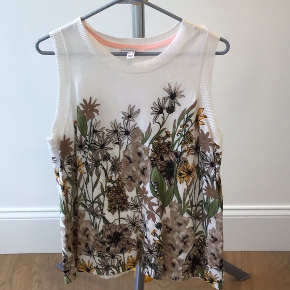 Isaac Mizrahi White and Cream Sleeveless Tank Top
